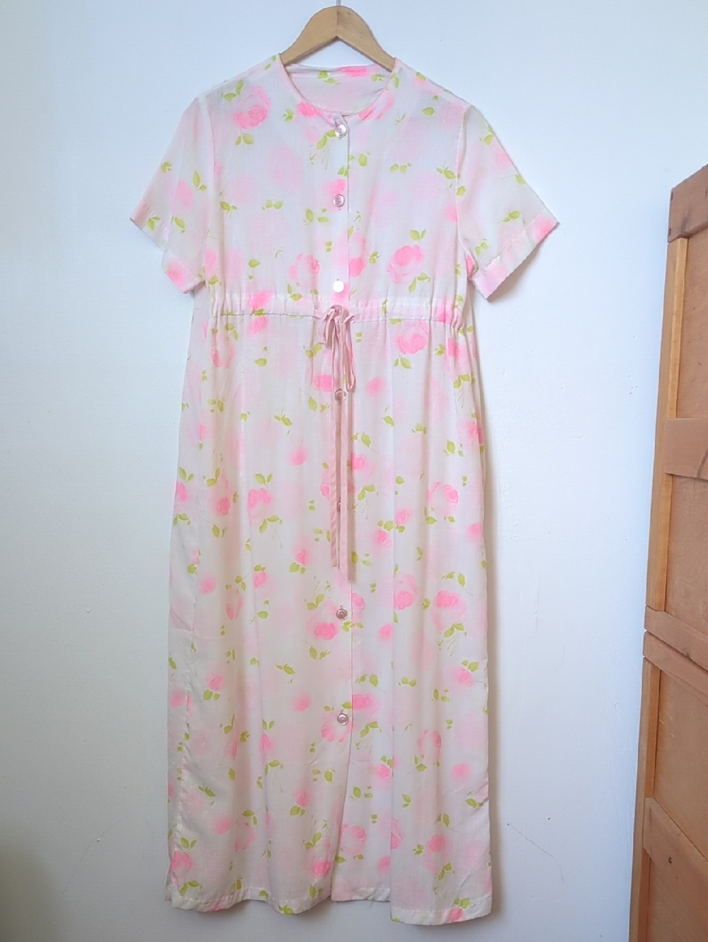 Vintage Light Pink Floral Button-Front Drawstring Dress